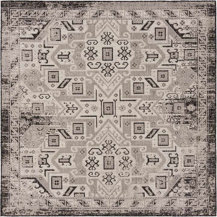 7' 10 x 7' 10 Easy-Clean Aztec Indoor / Outdoor Square Rug