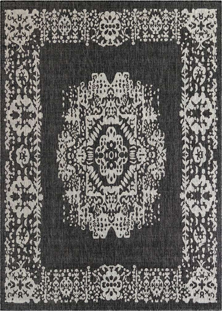 7' 10 x 7' 10 Easy-Clean Traditional Indoor / Outdoor Square Rug