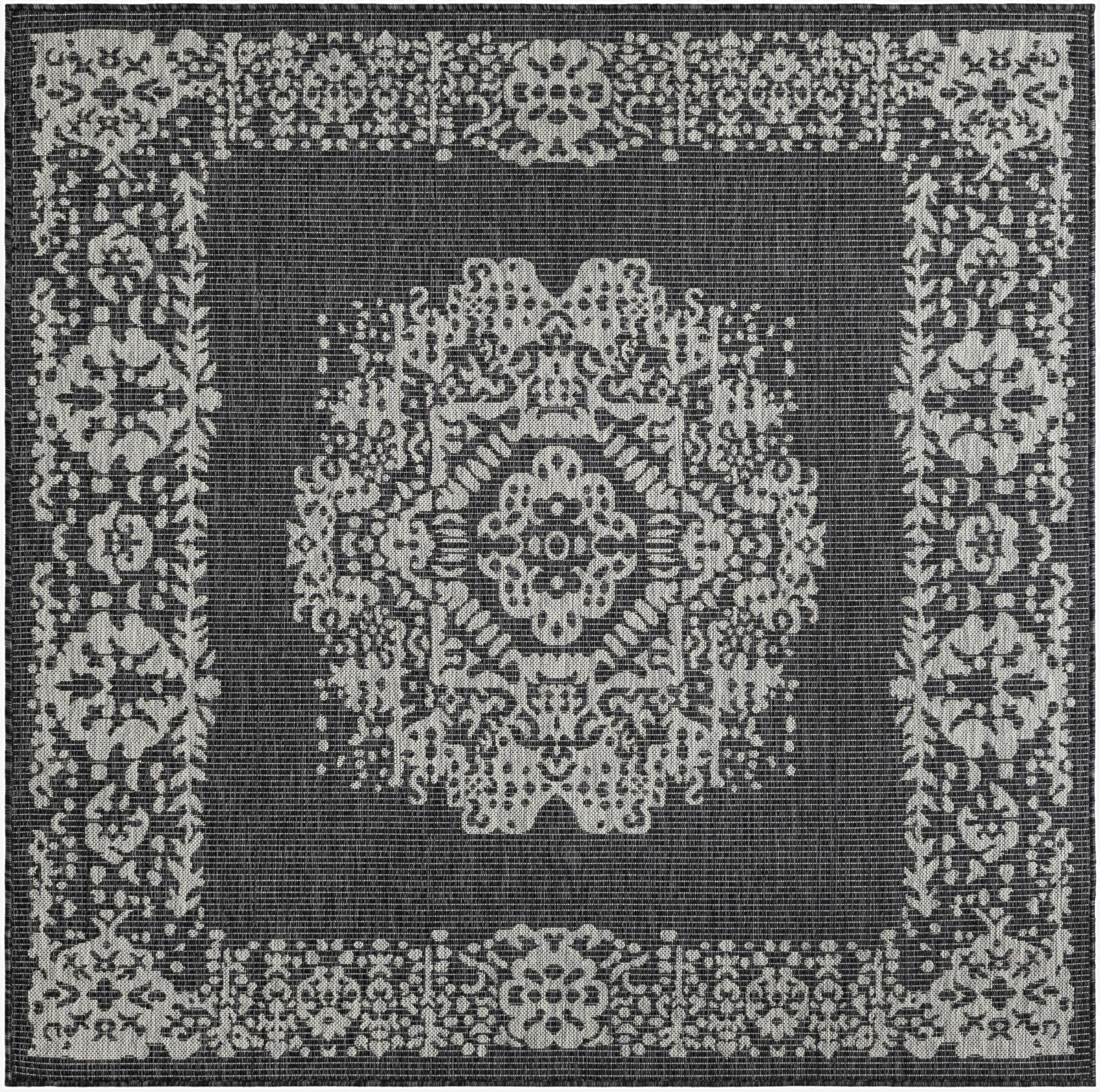 6' x 6'  Washable Traditional Indoor / Outdoor Square Rug