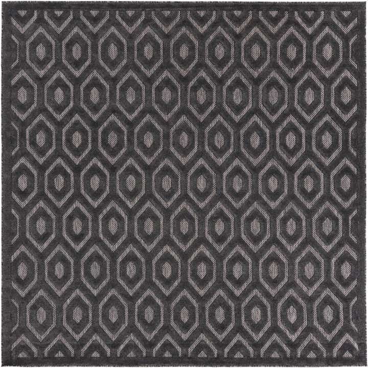 7' 10 x 7' 10 Easy-Clean Trellis Textured Indoor / Outdoor Square Rug