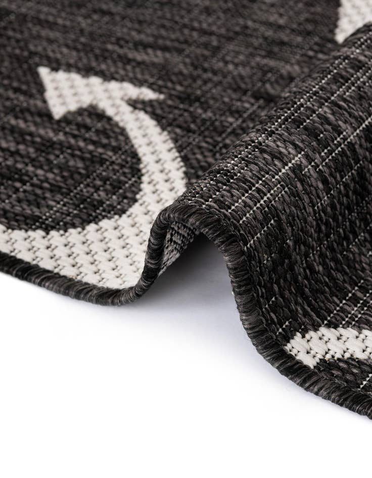 Detail image of 2' 2 x 3' 7 Easy-Clean Coastal Indoor / Outdoor Hearth Rug