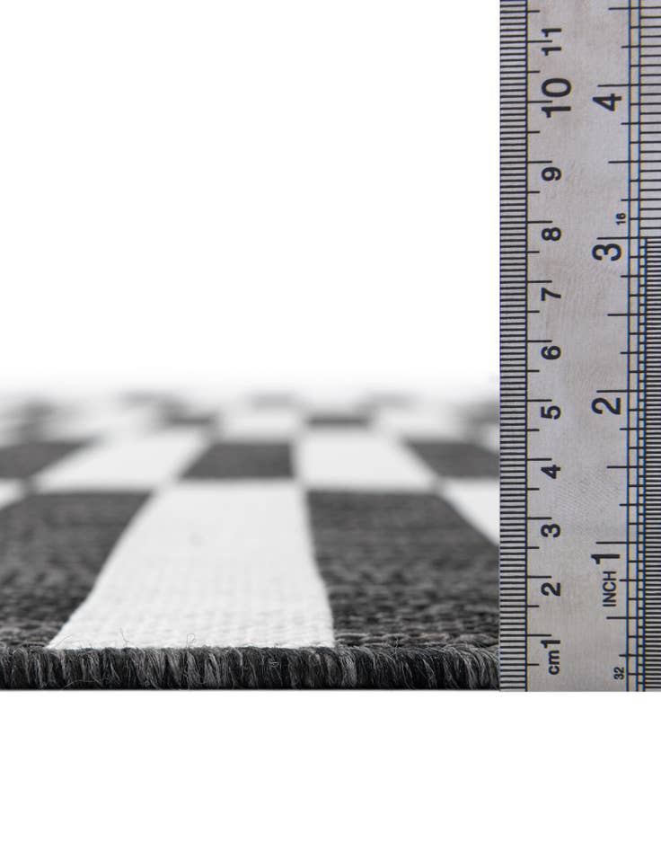 Detail image of 2' 7 x 4' Washable Ribbon Indoor / Outdoor Hearth Rug