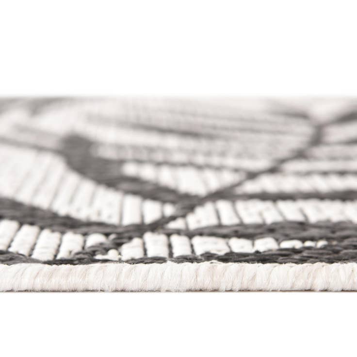 Detail image of 9' x 12' Easy-Clean Botanical Indoor / Outdoor Rug