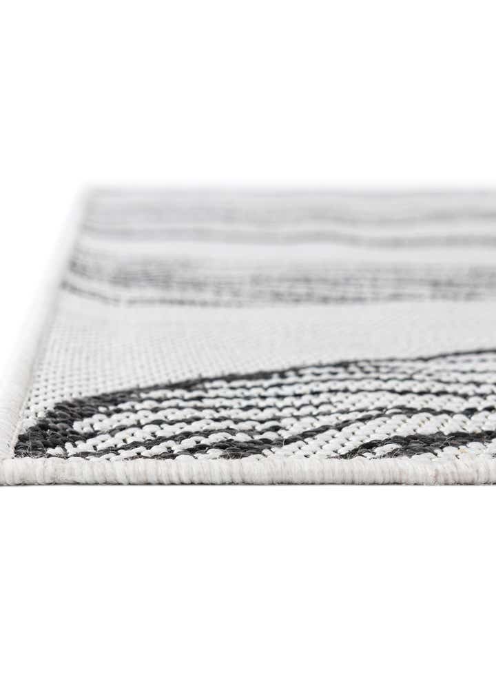 2' x 6' Easy-Clean Botanical Indoor / Outdoor Runner Rug