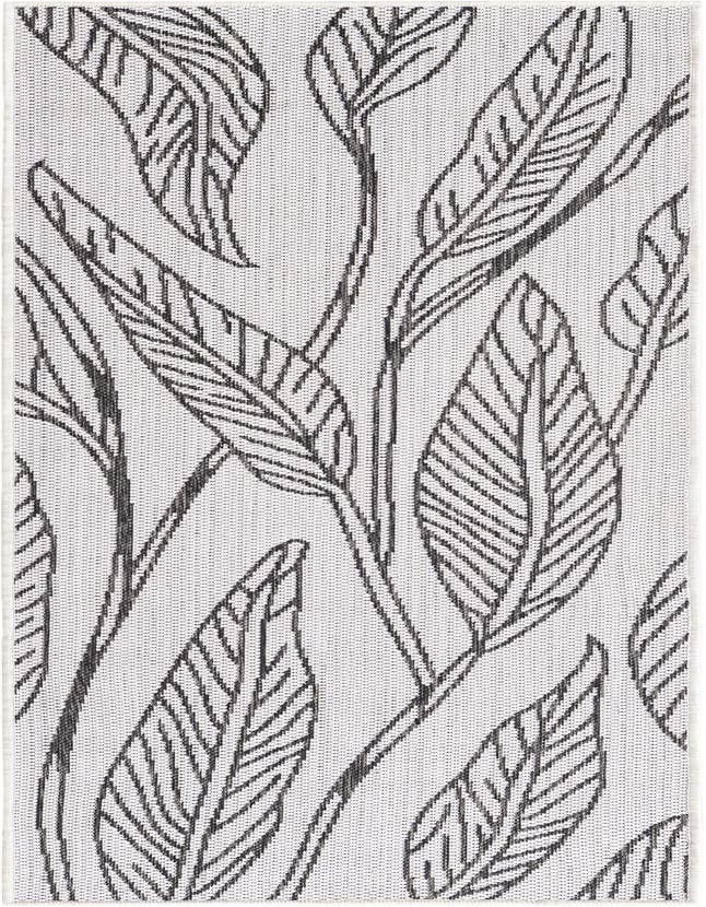 Detail image of 2' x 6' Easy-Clean Botanical Indoor / Outdoor Runner Rug