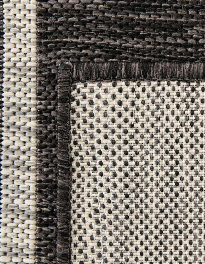 7' 10 x 7' 10 Easy-Clean Jill Zarin Anguilla Indoor / Outdoor Octagon Rug