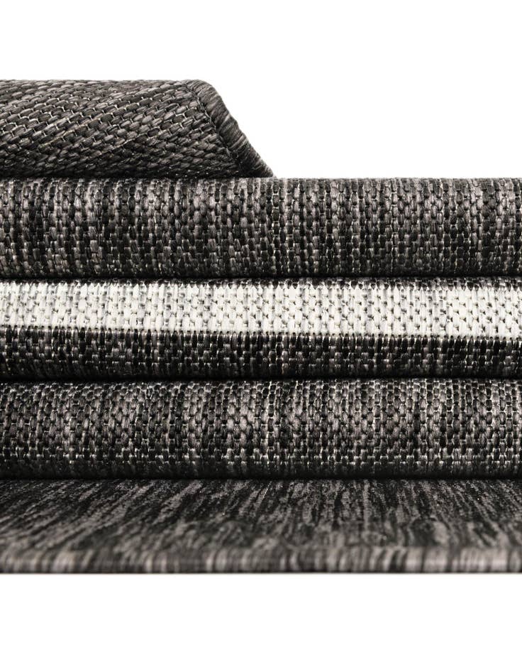 Detail image of 4' x 4'  Washable Jill Zarin Anguilla Indoor / Outdoor Octagon Rug