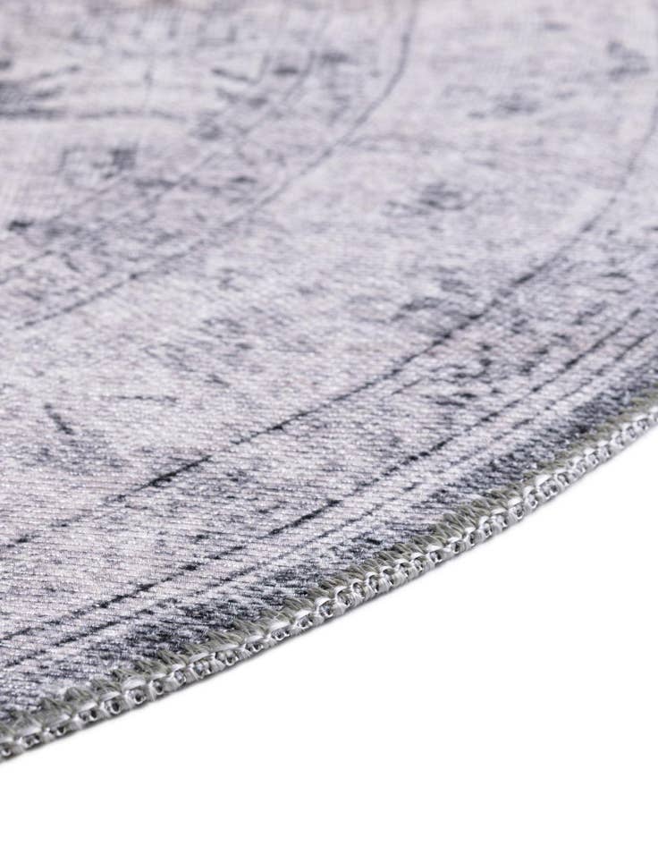 Detail image of 5' x 8' Washable Timeless Oval Rug