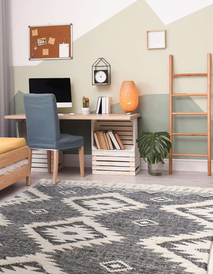 8' x 10' Hand Woven Arizona Wool Rug