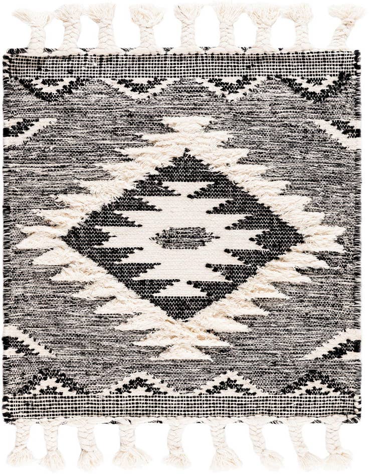 Detail image of 2' x 3' 1 Hand Woven Arizona Wool Rug