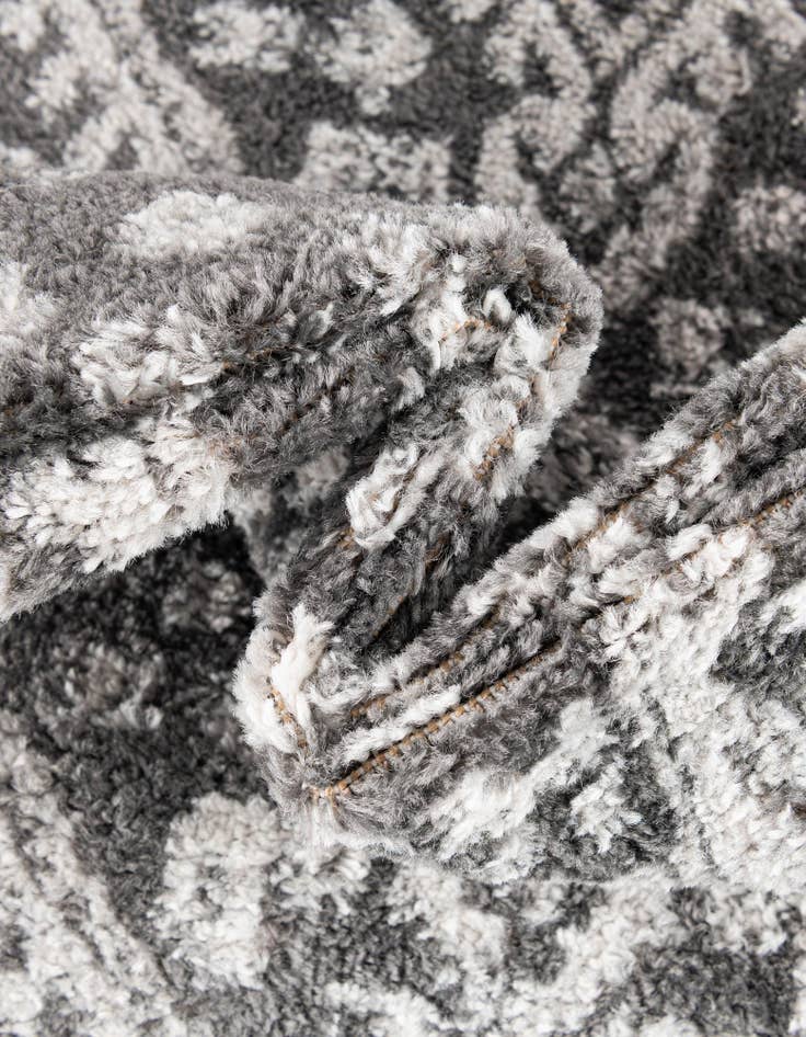 Detail image of 6' x 9' Aurelia Rug