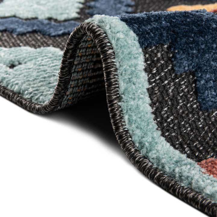 7' 10 x 10' Easy-Clean Belize Indoor / Outdoor Rug