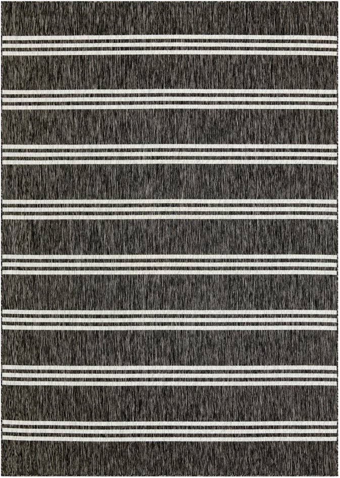 Detail image of 7' 10 x 11' Easy-Clean Jill Zarin Anguilla Indoor / Outdoor Rug
