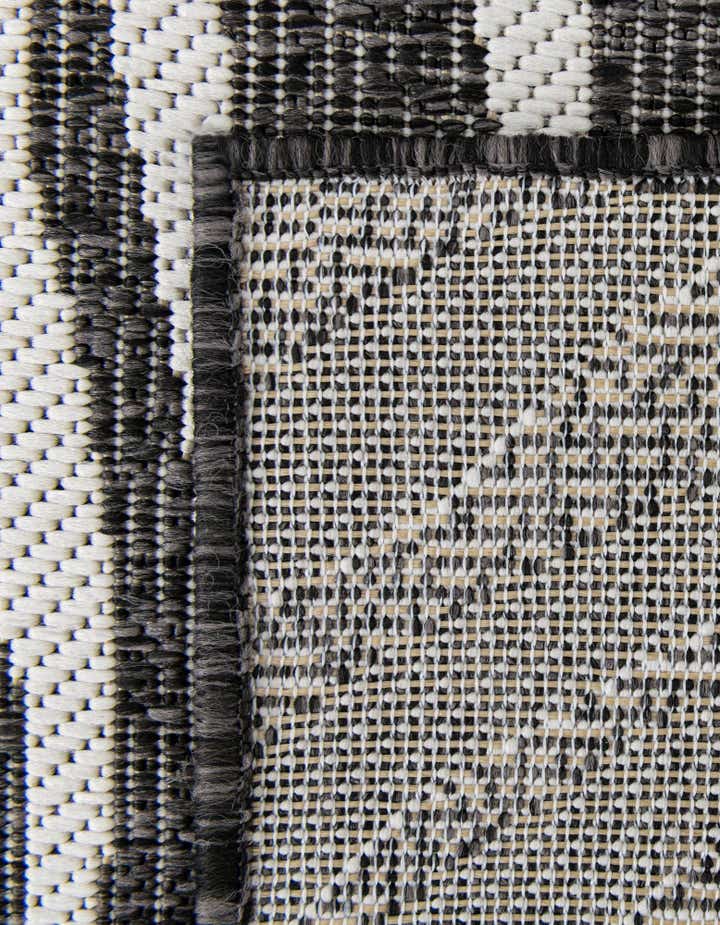 10' x 13' Easy-Clean Botanical Indoor / Outdoor Rug