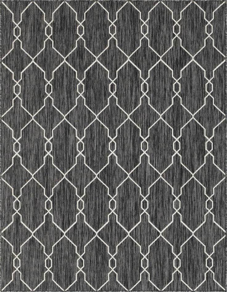 Detail image of 6' x 9' Easy-Clean Lattice Indoor / Outdoor Rug