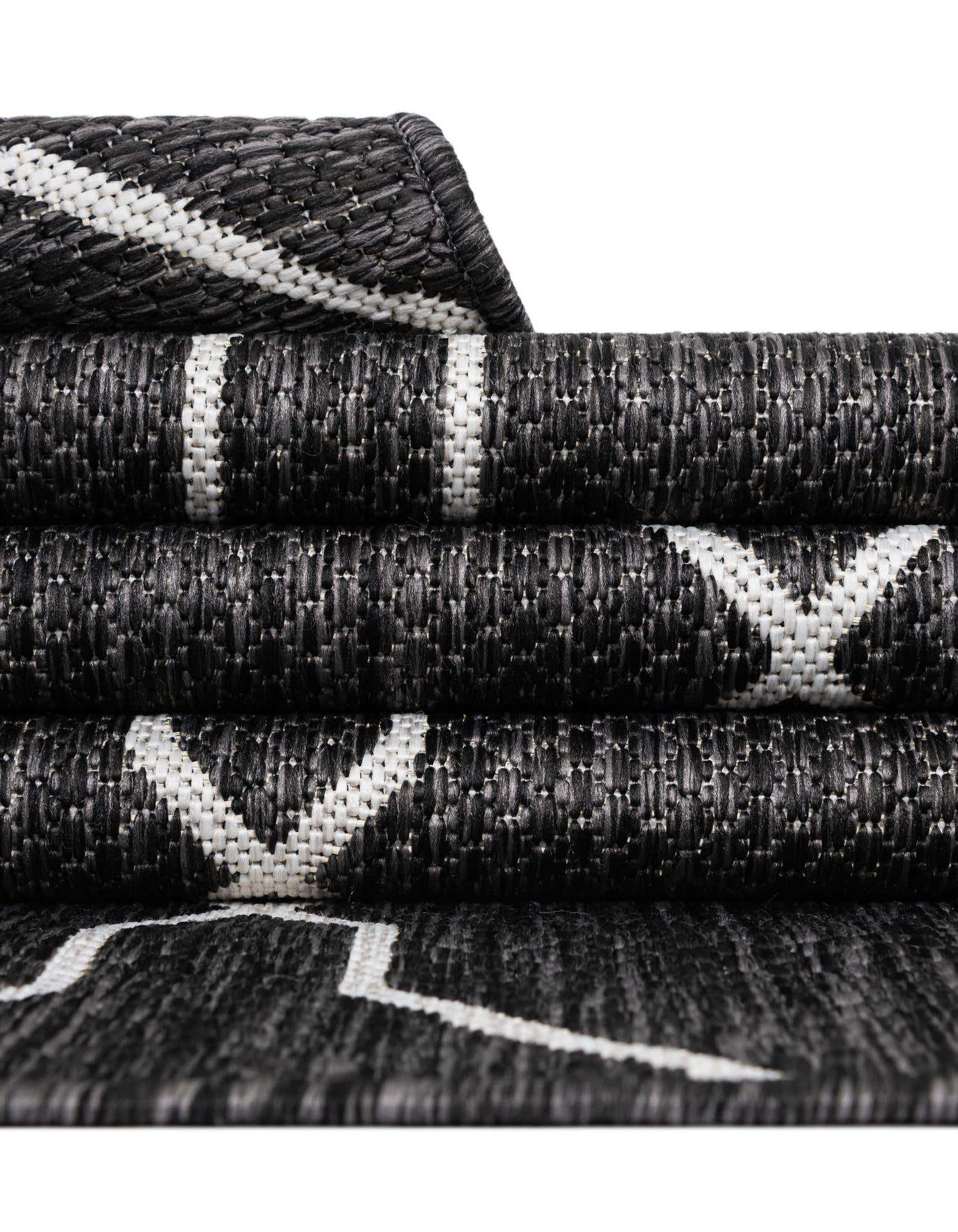 Custom Charcoal Easy-Clean Lattice Indoor / Outdoor Rug