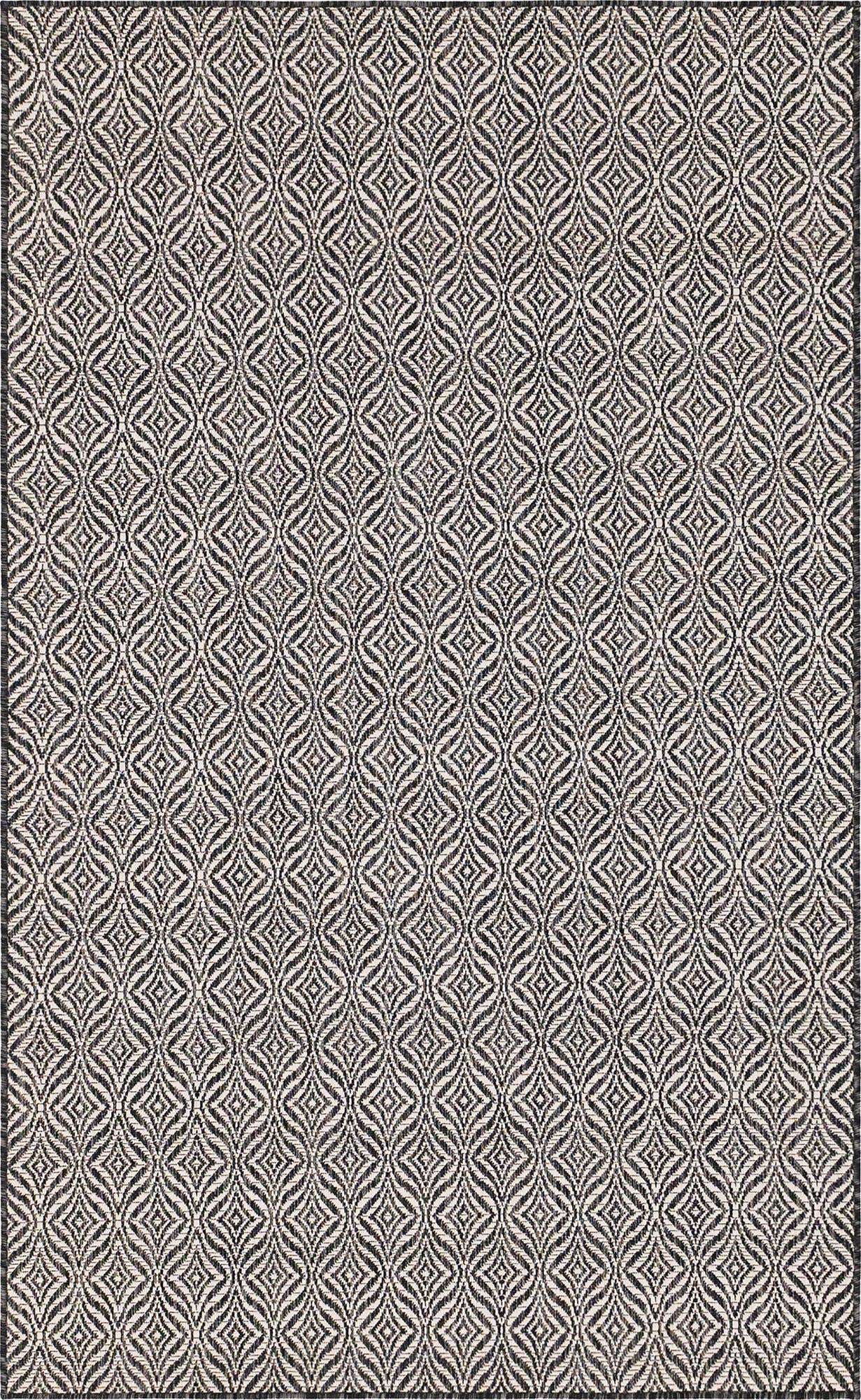 5' 3 x 8' Easy-Clean Lattice Indoor / Outdoor Rug
