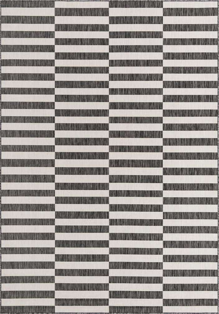 7' 10 x 11' Easy-Clean Striped Indoor / Outdoor Rug