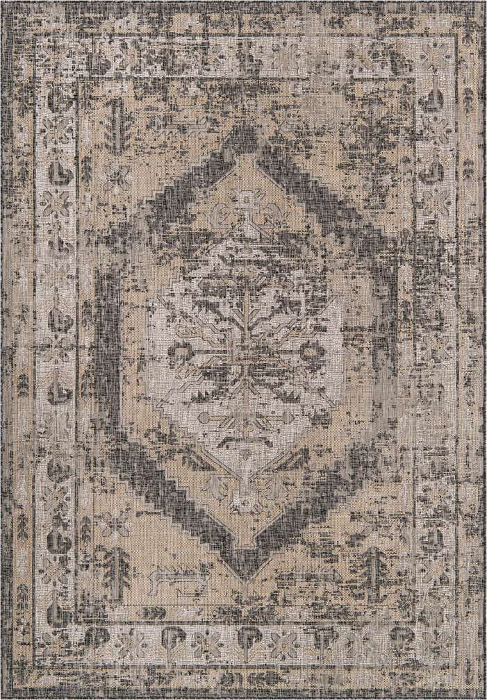 7' x 10' Easy-Clean Traditional Indoor / Outdoor Rug