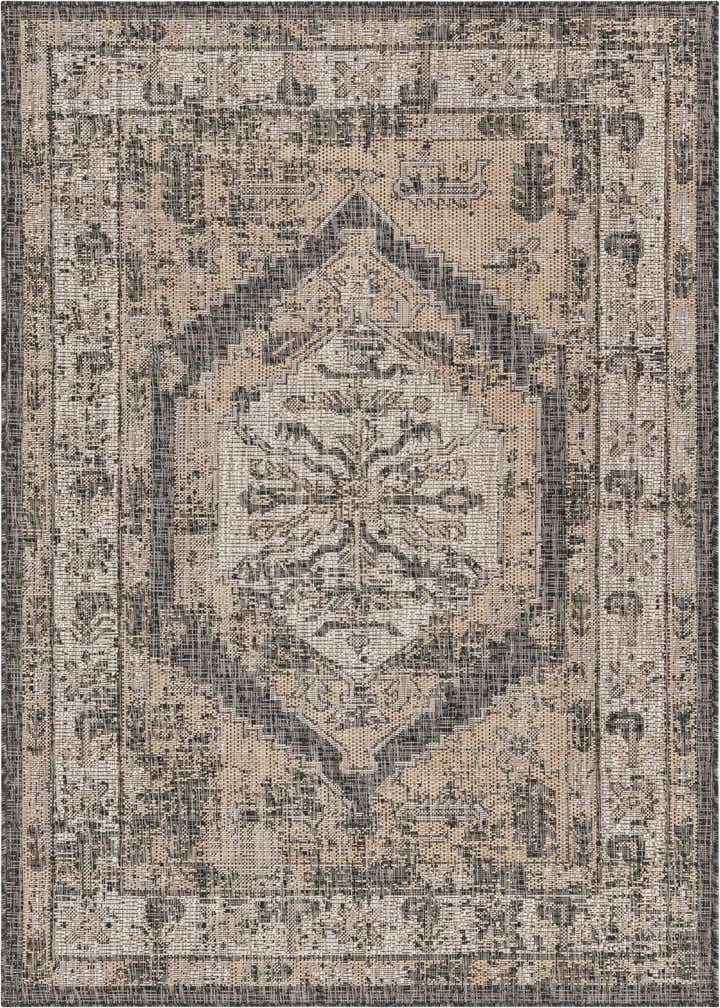 4' x 6' Easy-Clean Traditional Indoor / Outdoor Rug