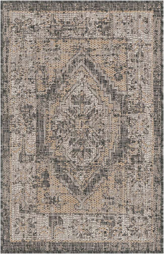 2' x 3' Easy-Clean Traditional Indoor / Outdoor Rug