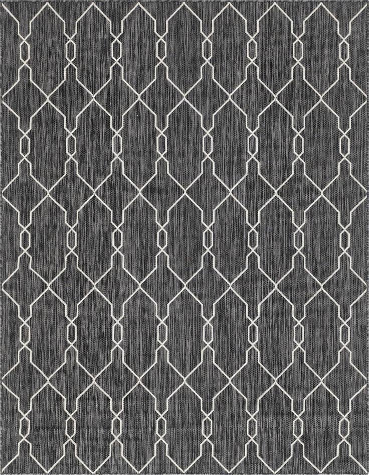 Detail image of 7' x 10' Easy-Clean Trellis Indoor / Outdoor Rug