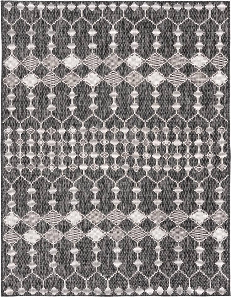 Detail image of 5' 3 x 8' Easy-Clean Trellis Indoor / Outdoor Rug
