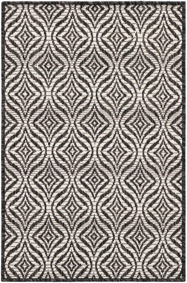 Detail image of 2' x 3' Easy-Clean Trellis Indoor / Outdoor Rug