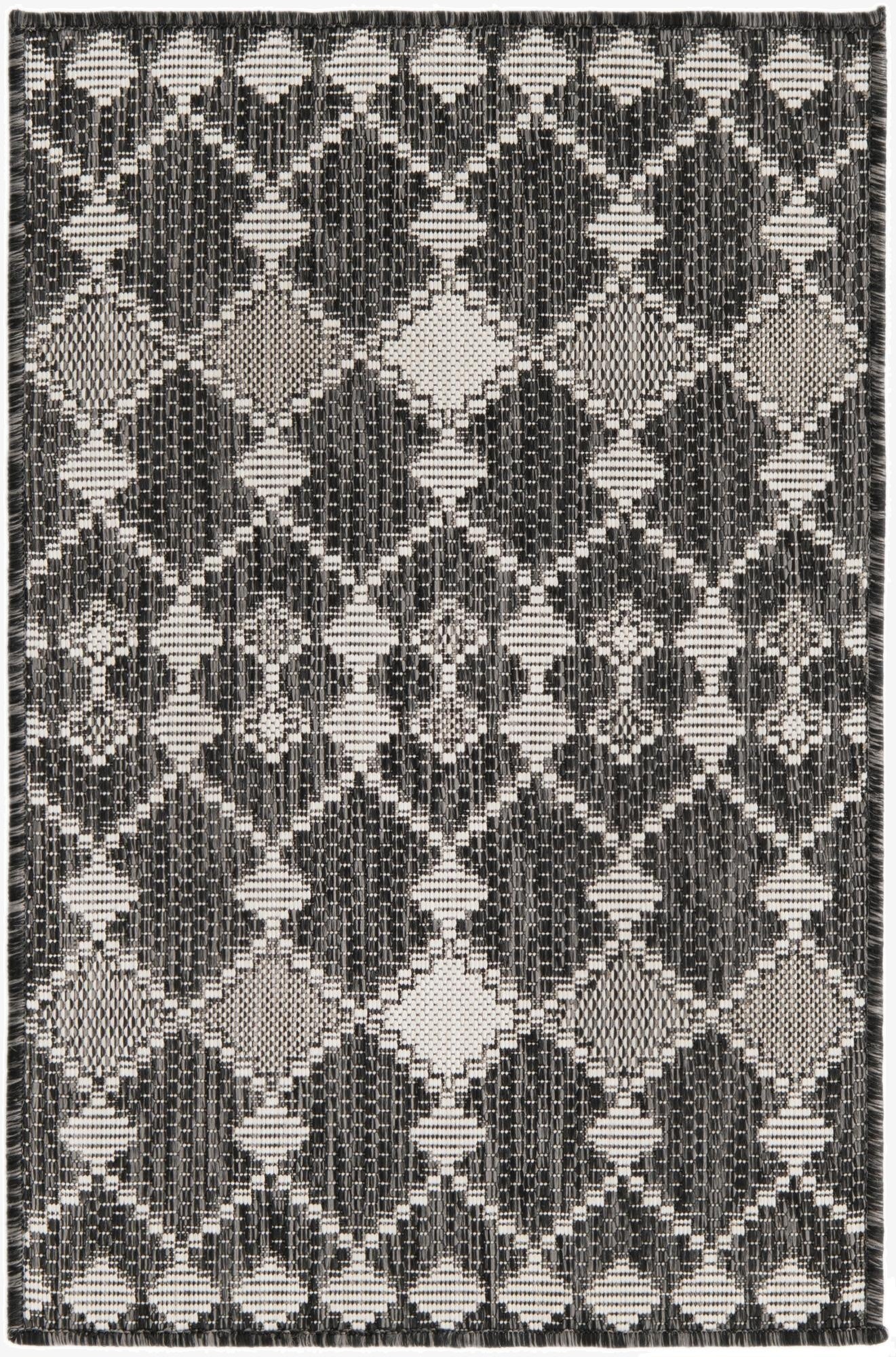 2' x 3'  Washable Trellis Indoor / Outdoor Rug