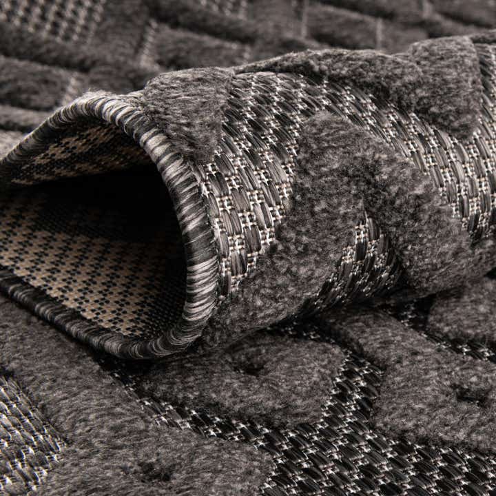 4' x 6' Easy-Clean Trellis Textured Indoor / Outdoor Rug