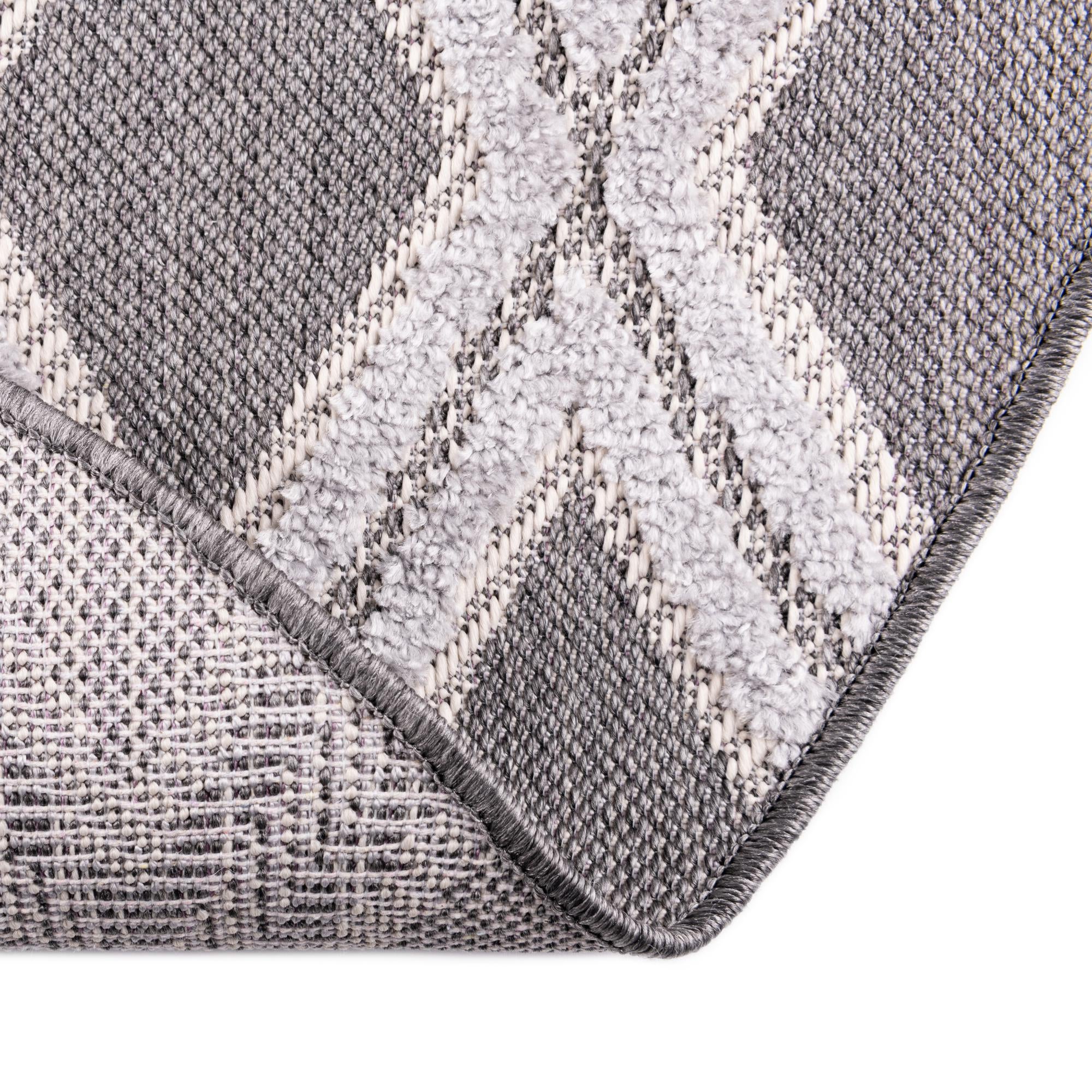 3' 3 x 3' 3 Arlo Round Rug