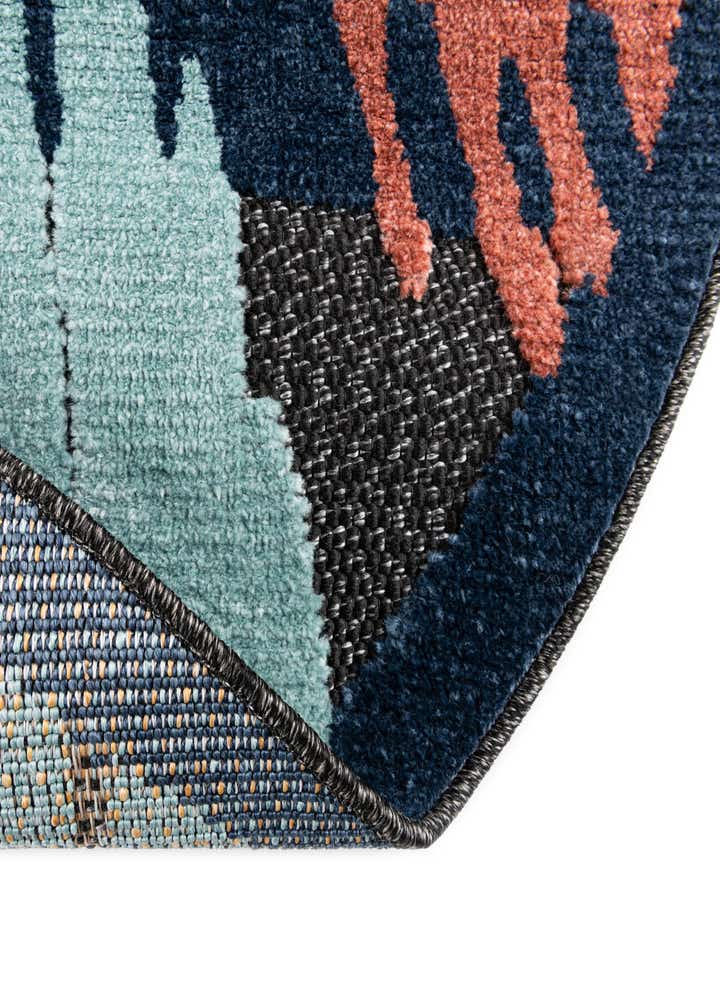 5' 3 x 5' 3 Easy-Clean Belize Indoor / Outdoor Round Rug