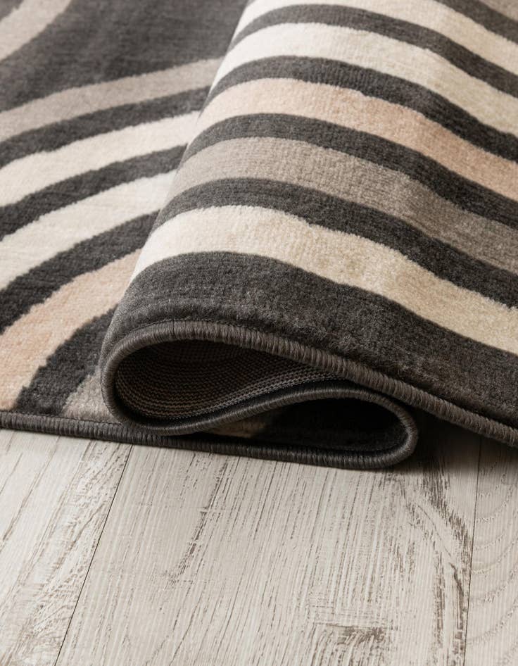 Detail image of 5' 3 x 5' 3 Charlotte Round Rug