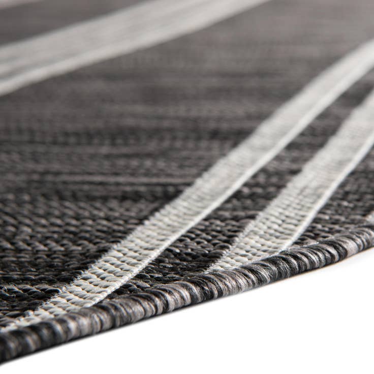 Detail image of 12' x 12' Easy-Clean Jill Zarin Anguilla Indoor / Outdoor Round Rug