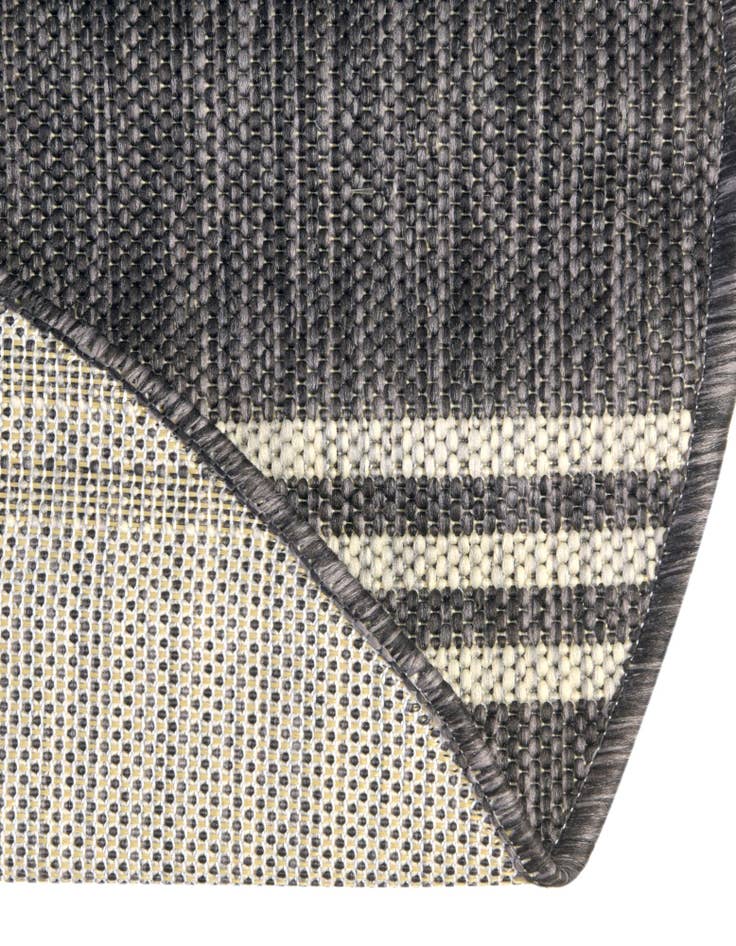 Detail image of 12' x 12' Easy-Clean Jill Zarin Anguilla Indoor / Outdoor Round Rug