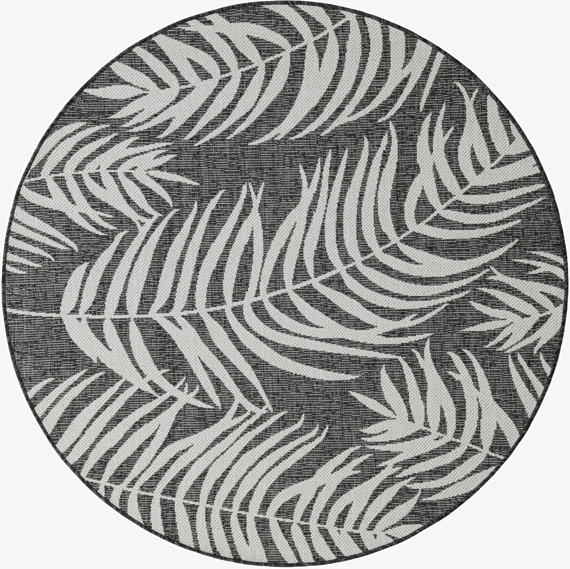 5' 3 x 5' 3  Washable Botanical Indoor / Outdoor Round Rug