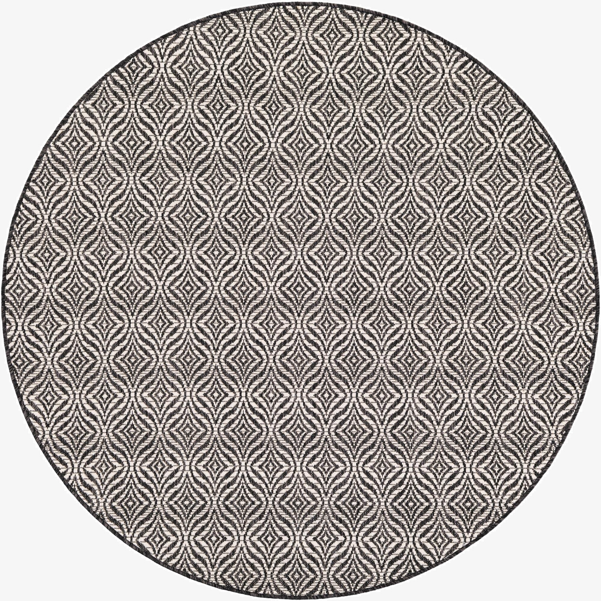 5' 3 x 5' 3  Washable Trellis Indoor / Outdoor Round Rug