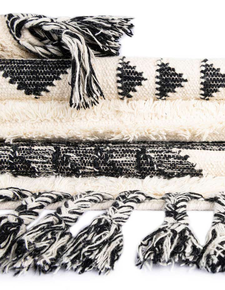 2' 2 x 6' 1 Hand Woven Arizona Wool Runner Rug