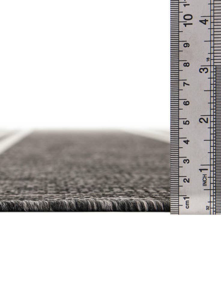 Detail image of 2' 7 x 12' Easy-Clean Jill Zarin Anguilla Indoor / Outdoor Runner Rug