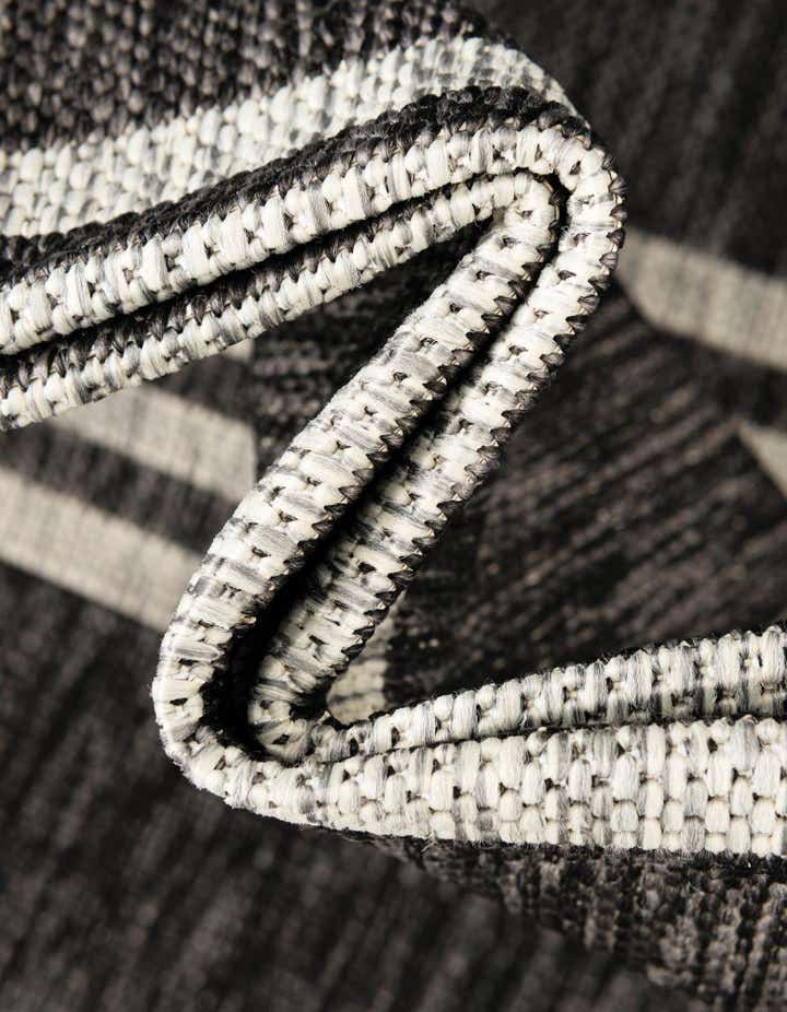 2' 7 x 12' Easy-Clean Jill Zarin Anguilla Indoor / Outdoor Runner Rug