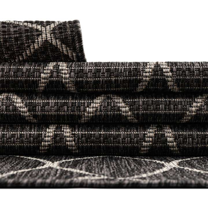 2' x 8' Easy-Clean Lattice Indoor / Outdoor Runner Rug