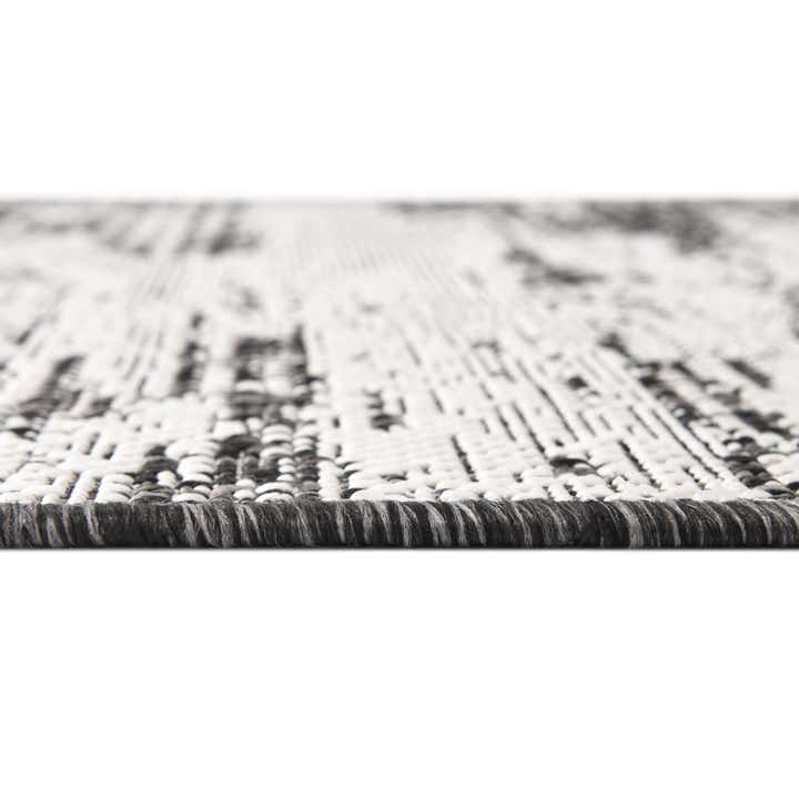 2' 7 x 10' Easy-Clean Modern Indoor / Outdoor Runner Rug