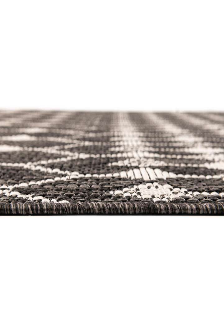 2' x 6' Easy-Clean Trellis Indoor / Outdoor Runner Rug