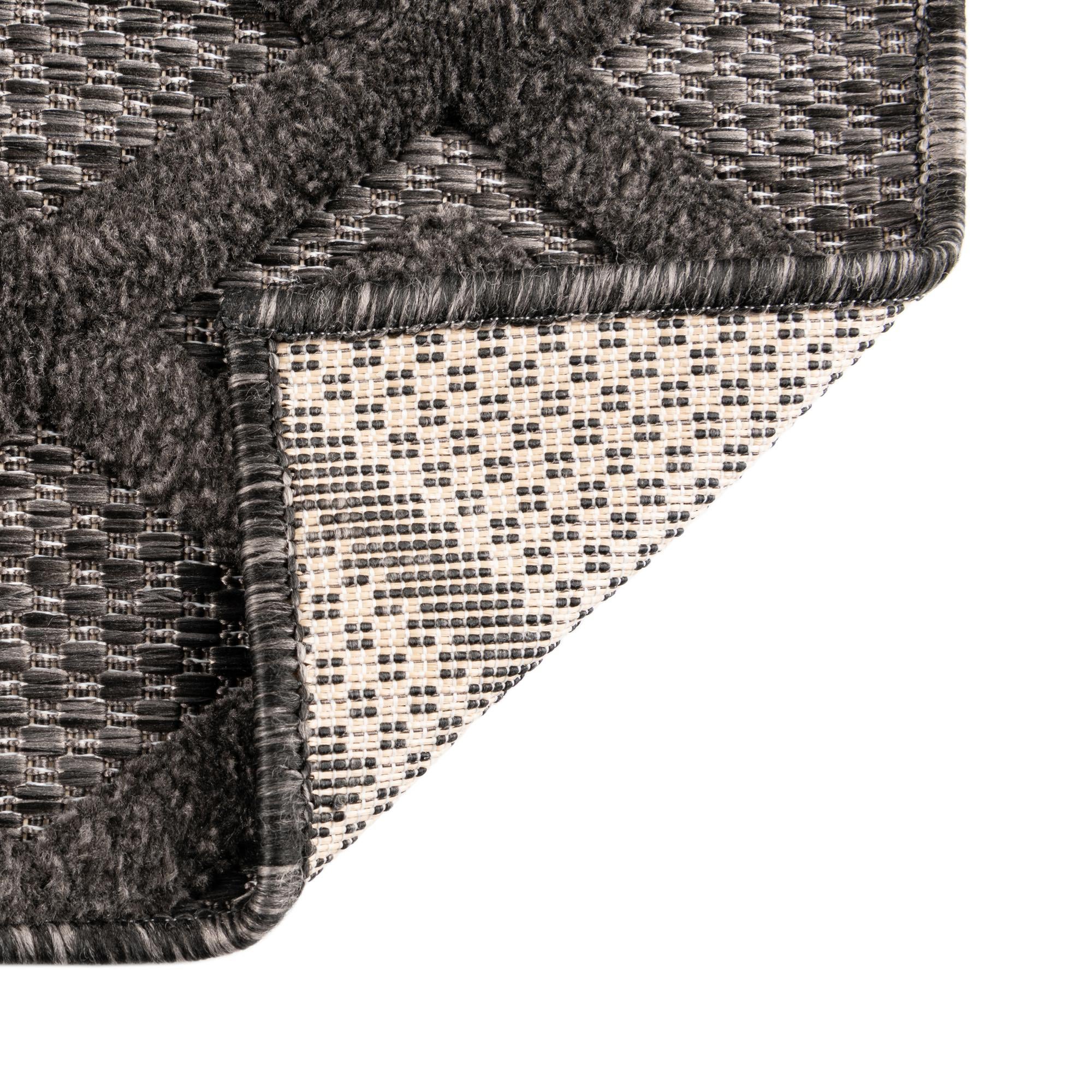 2' x 6' Easy-Clean Trellis Textured Indoor / Outdoor Runner Rug