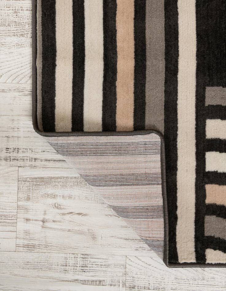 Detail image of 7' 10 x 7' 10 Charlotte Square Rug