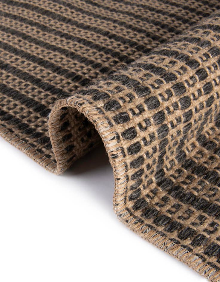 Detail image of 7' 10 x 7' 10 Cottage Farm Square Rug