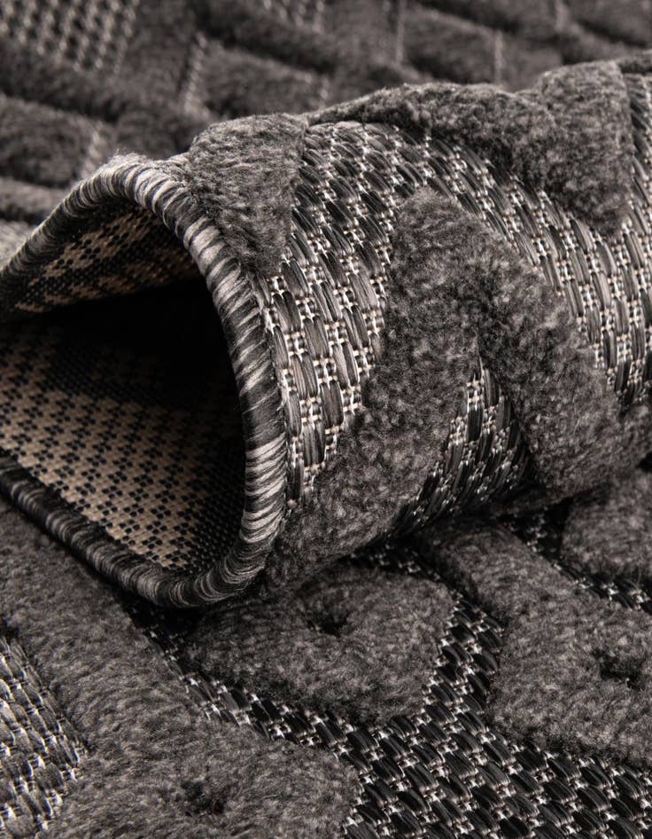 Detail image of 7' 10 x 7' 10  Washable Trellis Textured Indoor / Outdoor Square Rug