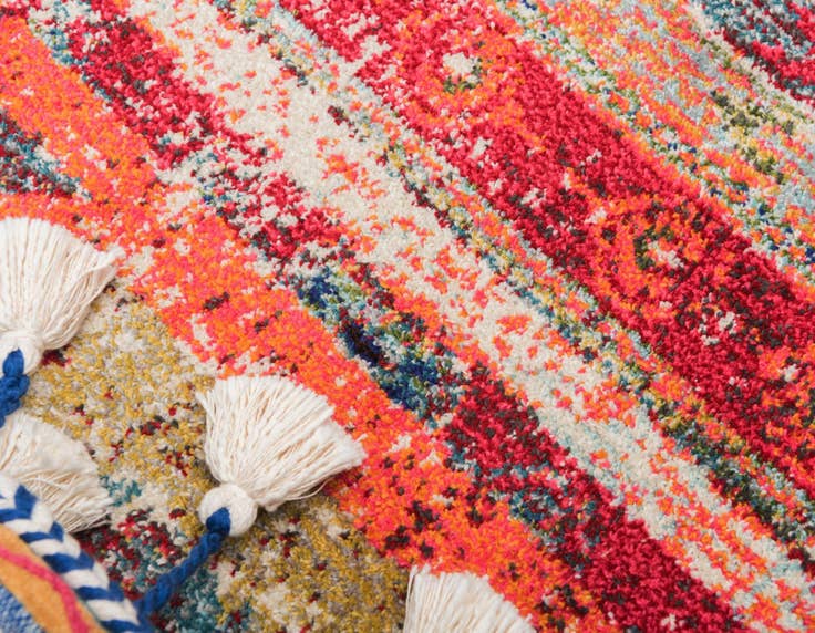 Detail image of 5' x 8' Washable Mesa Rug