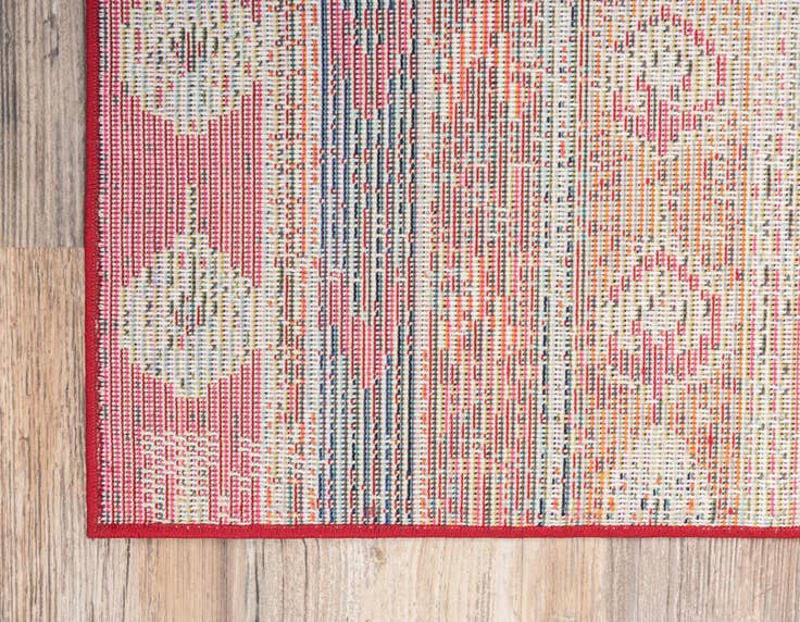 Detail image of 5' x 8' Washable Mesa Rug