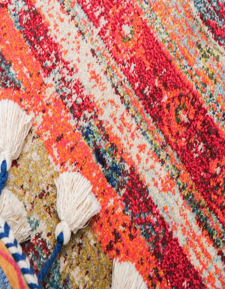 Detail image of 10' 6 x 16' 5  Washable Santa Fe Rug